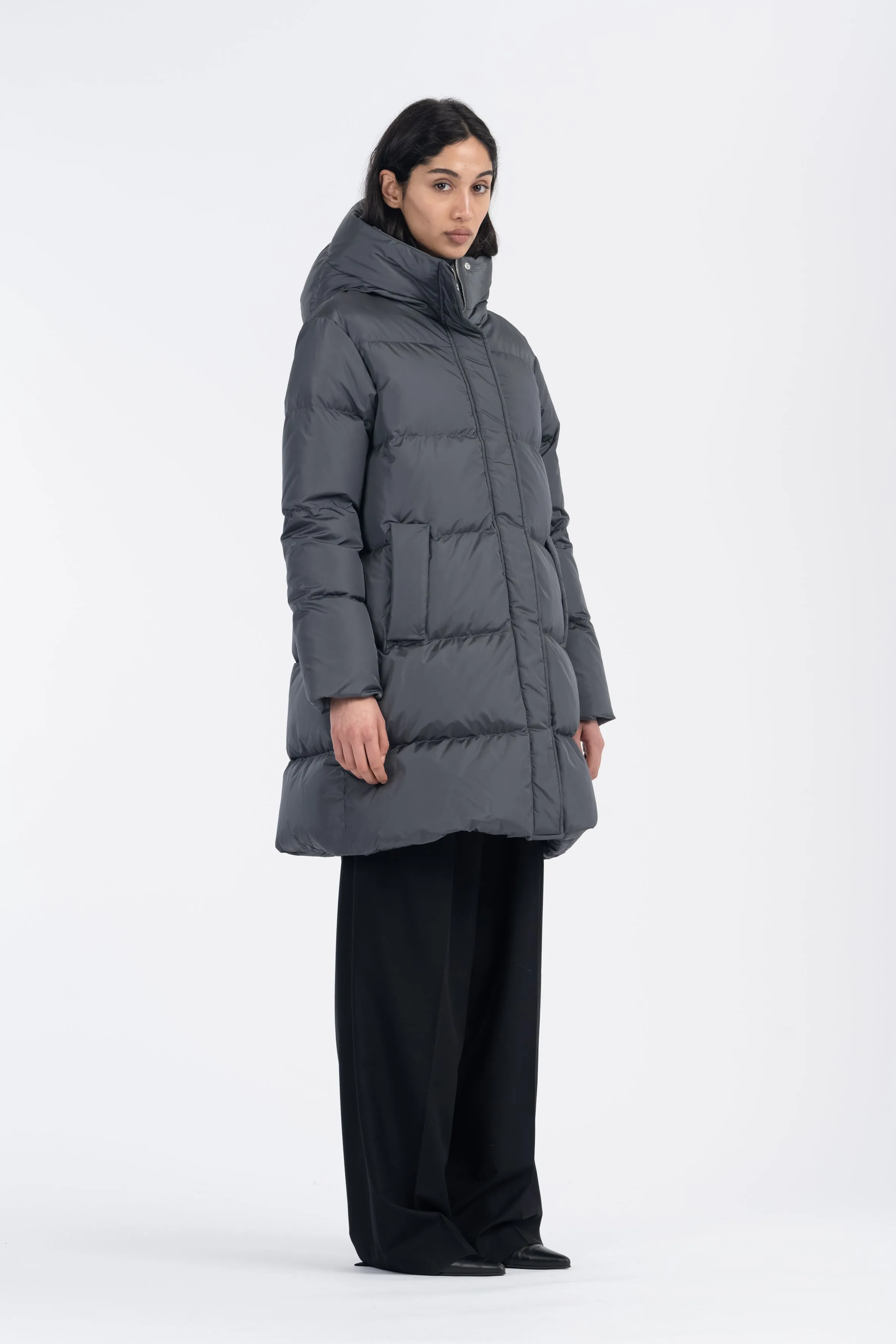 DOWN COAT NEV