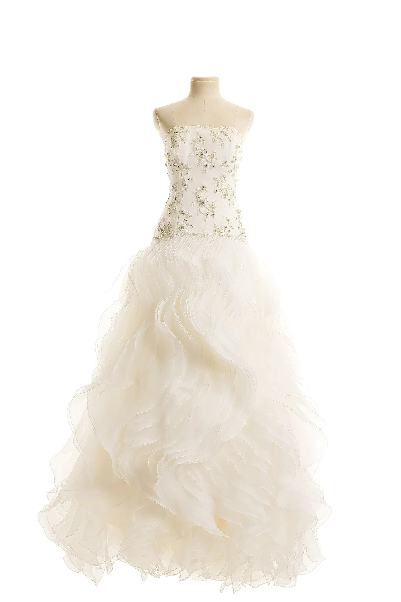 Lusan Mandongus sample wedding dress 'Karylico' ruffle organza & lace ballgown.