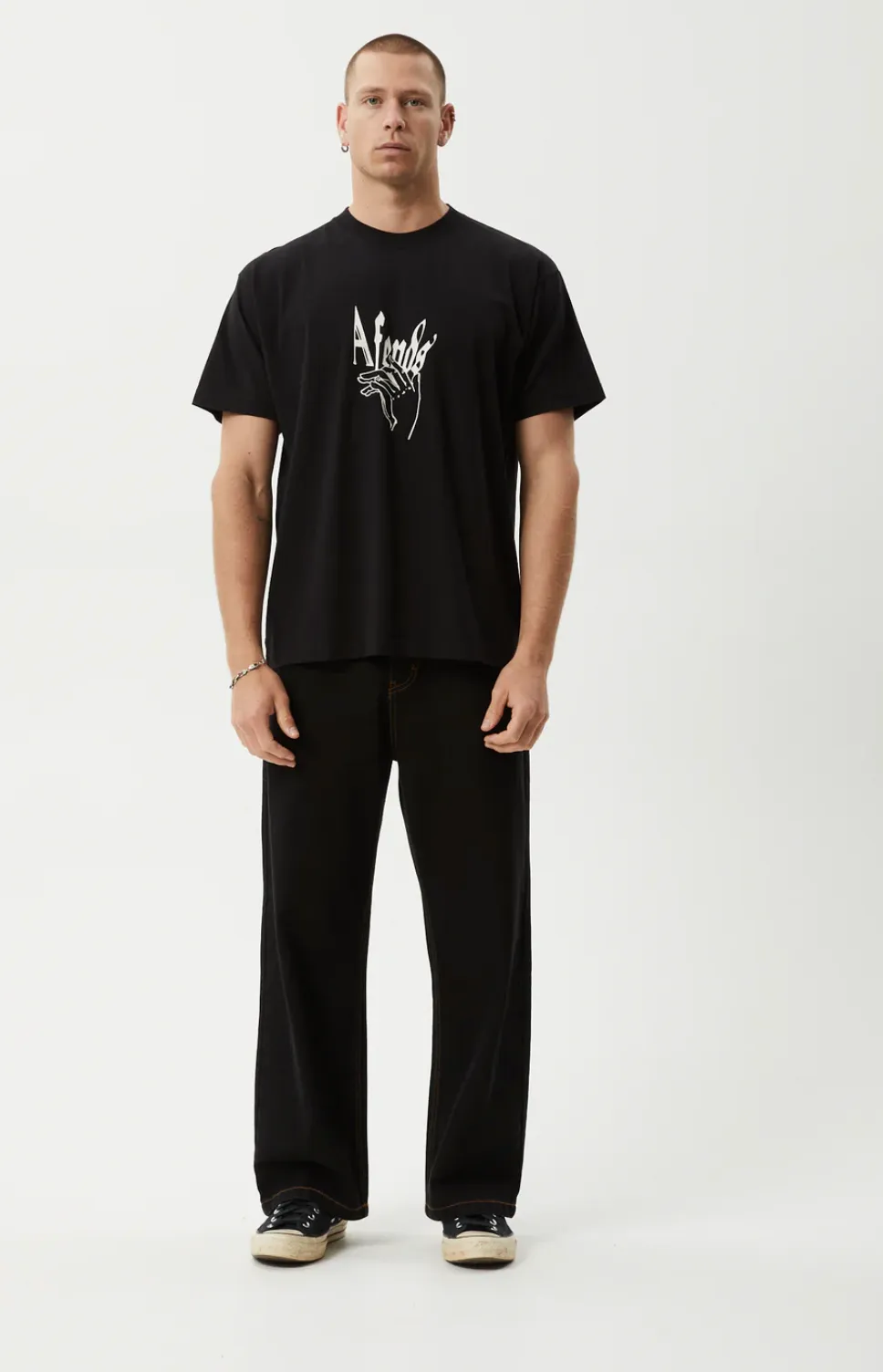 MAGIC HAPPENDS HEAVYWEIGHT BOXY TEE| BLACK
