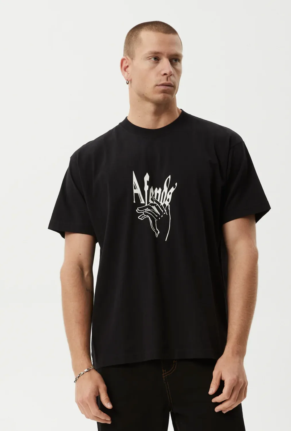 MAGIC HAPPENDS HEAVYWEIGHT BOXY TEE| BLACK