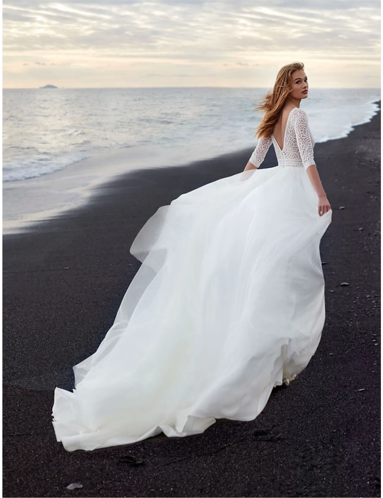 Nicole Milano ‘Iside’ UK 16