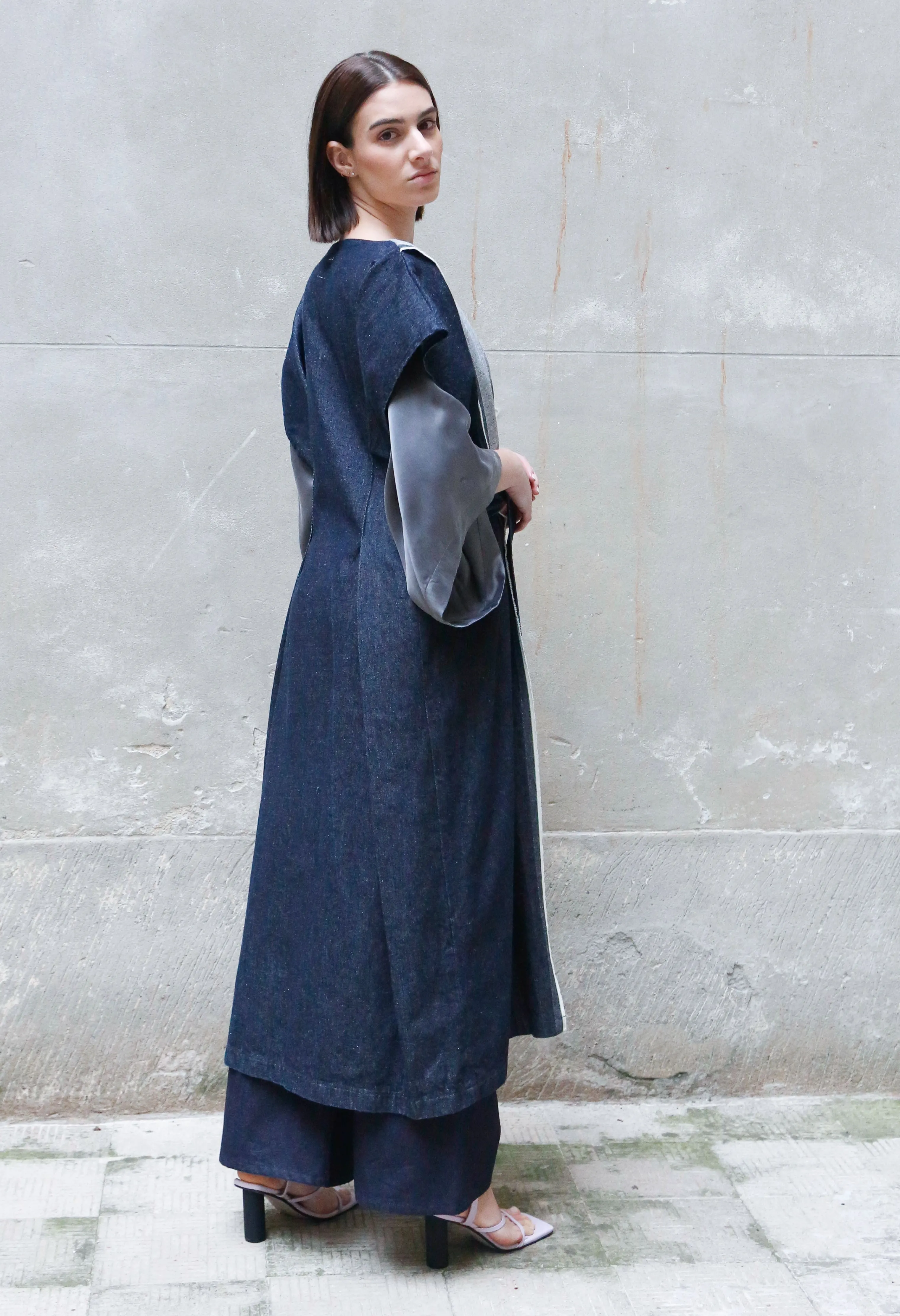 SCULPTURAL KIMONO DENIM IN RECYCLED COTTON