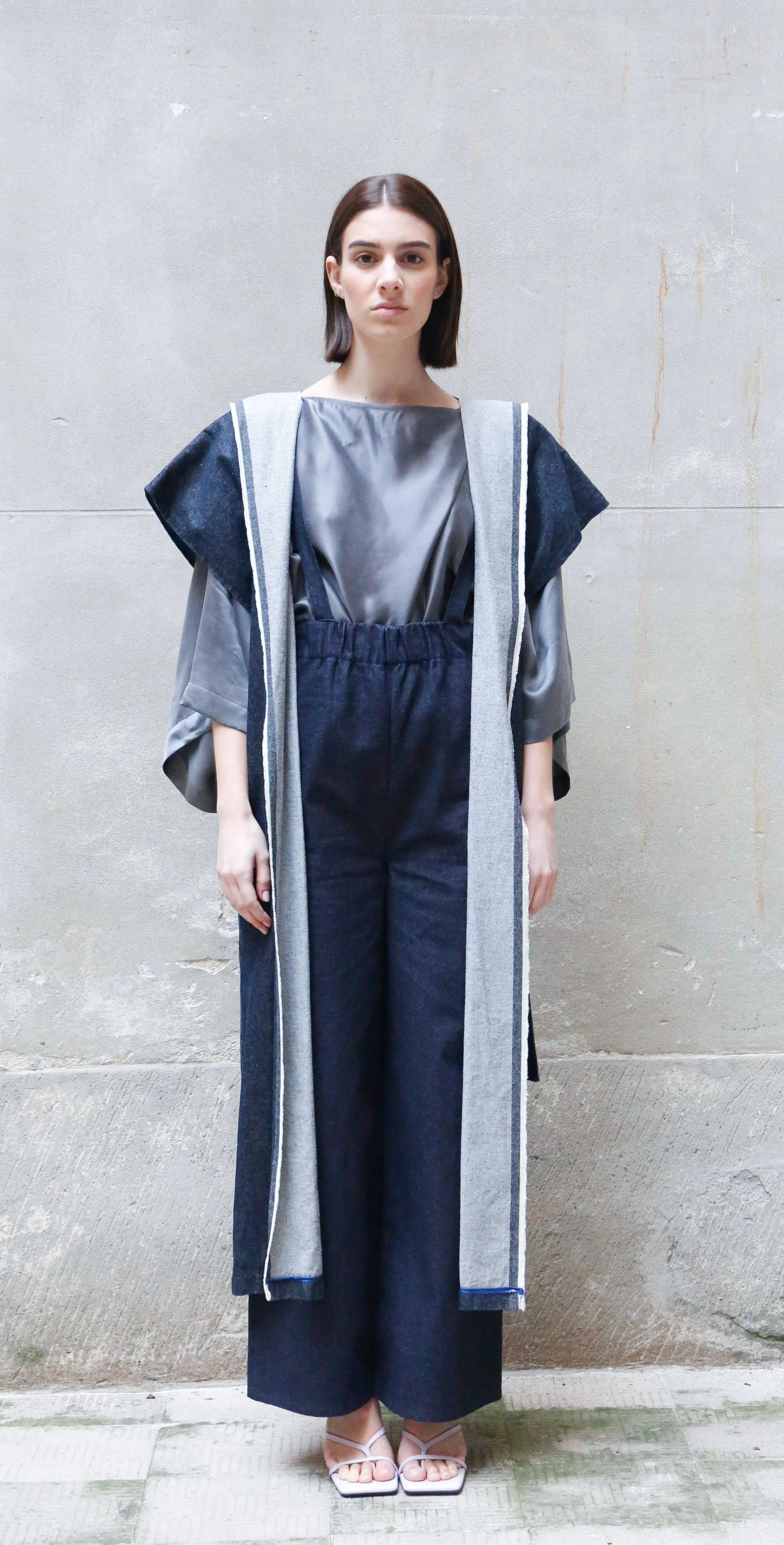SCULPTURAL KIMONO DENIM IN RECYCLED COTTON