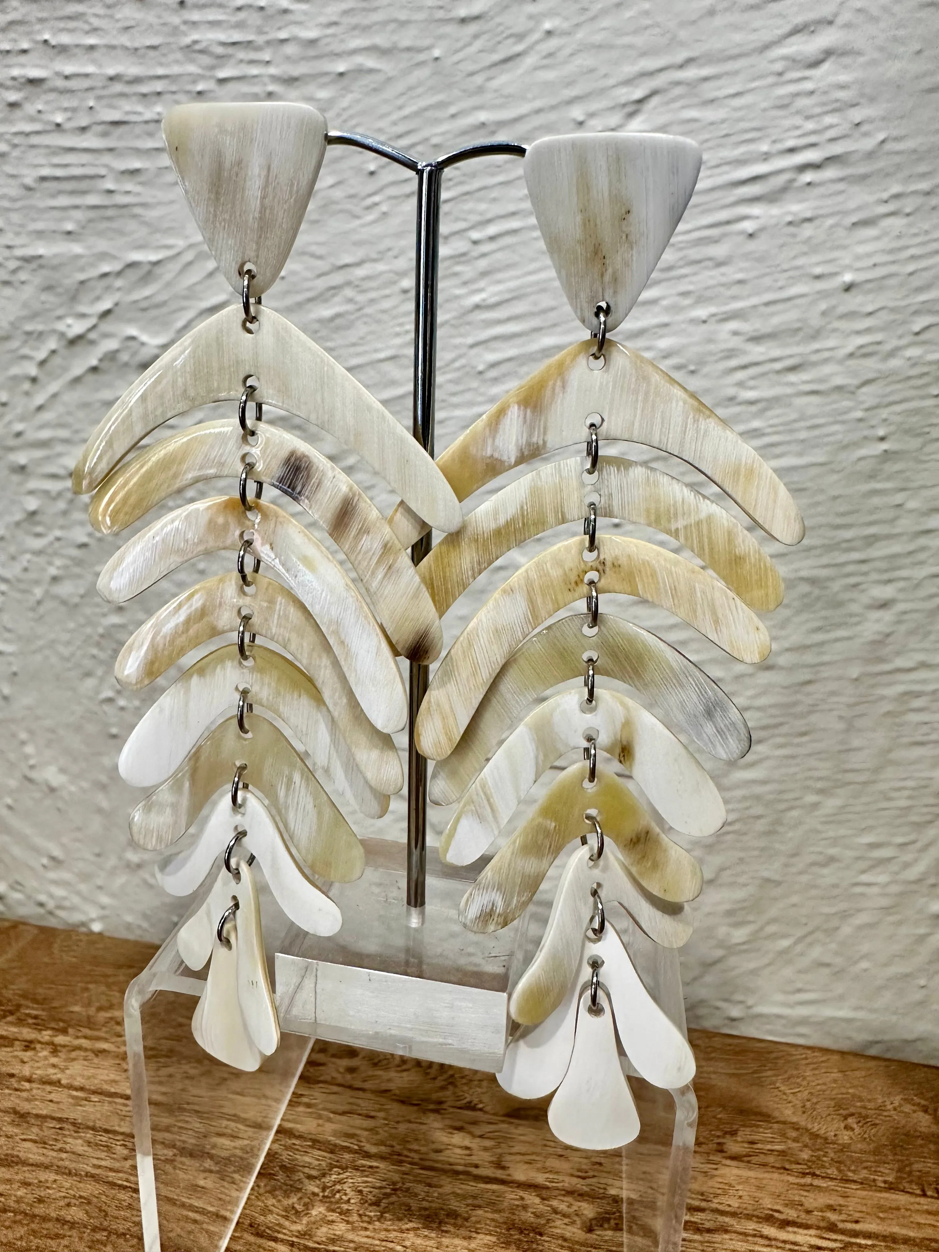 Soyang Paris Light Horn Drop Fan Earring